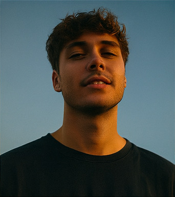 리뷰 작성자 Kim J.